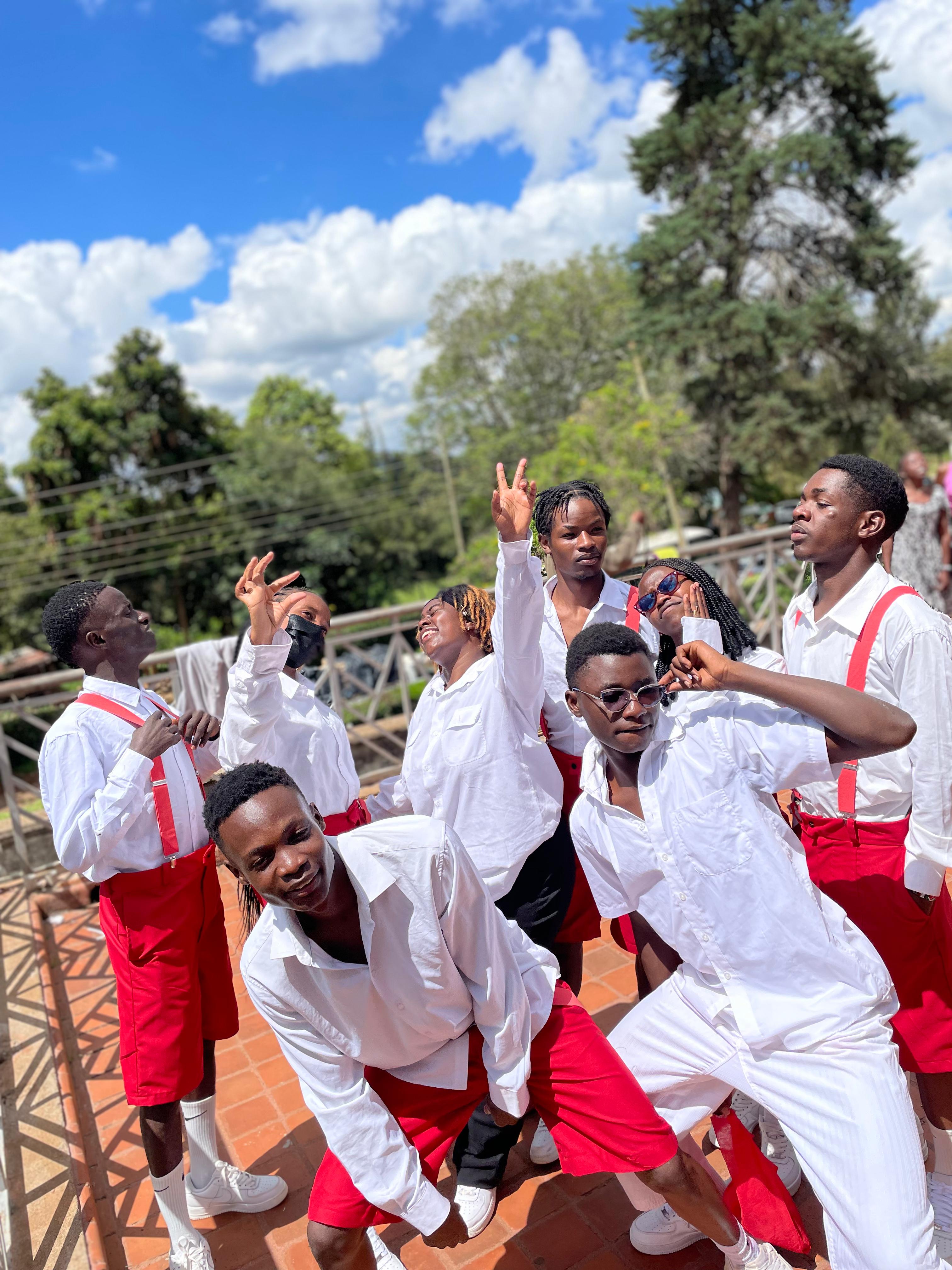 K CREW DANCERS